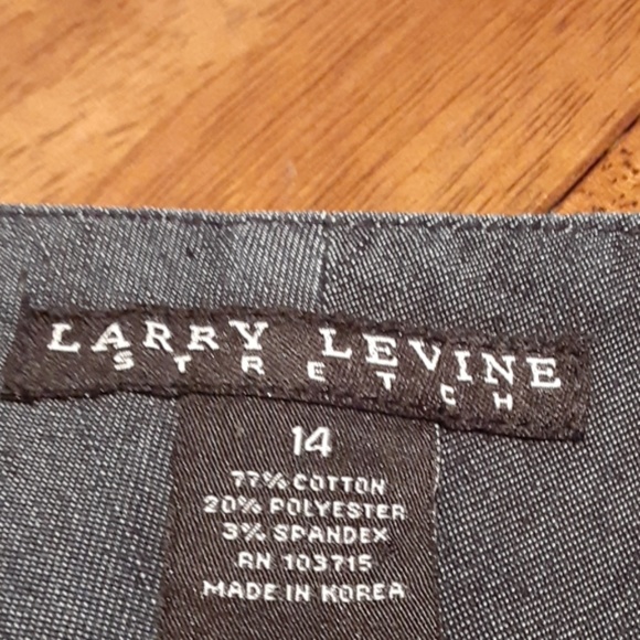 Larry Levine stretch capris dress pants - Picture 2 of 4